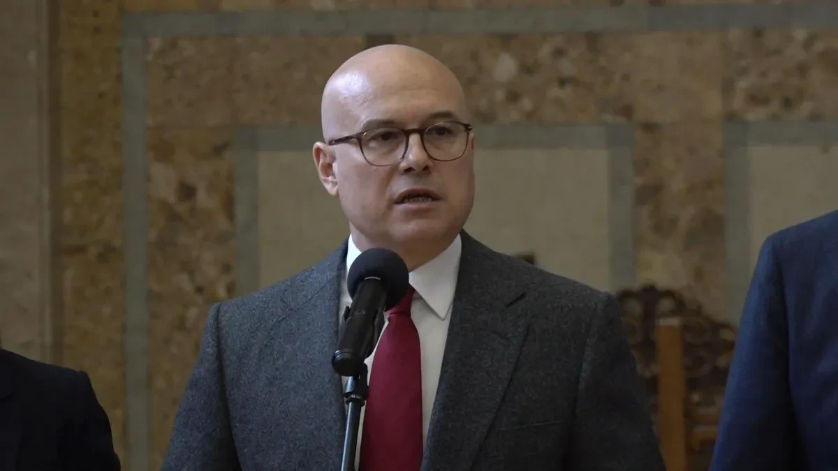 "SA BLOKADERIMA NEMA NAPRETKA SRBIJE, ODBIJAJU DIJALOG" Vučević: Spremni smo za izbore! 