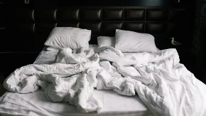 DA LI STE MEĐU NJIMA? Ljudi koji NE NAMEŠTAJU KREVET imaju osobinu koju firme OČAJNIČKI TRAŽE!