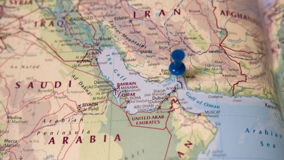 IRAN POTVRDIO: Otvaramo moreuz za američke brodove