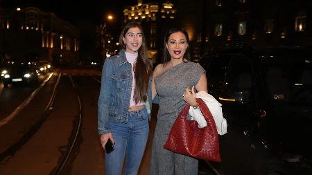 GODINAMA SU ZAJEDNO ŽIVELE U LJUTICE BOGDANA Evo i kakvim je odnosima danas Anastasija sa sestrom Helenom