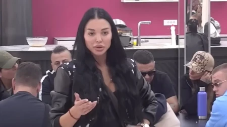 MAJA MARINKOVIĆ PROGOVORILA O ROĐENOM BRATU Majka joj propatila zbog onoga što se sa njim desilo! 