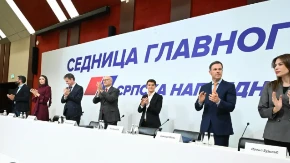 VUČEVIĆ ZAGRMEO NAKON SEDNICE! Mi slušamo građane, drugi razgovaraju sa strancima!