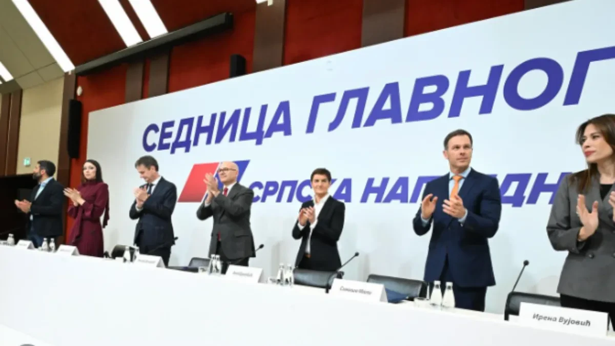 VUČEVIĆ ZAGRMEO NAKON SEDNICE! Mi slušamo građane, drugi razgovaraju sa strancima!