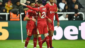 REĐAJU SE PORAZI Legenda napušta Liverpul na kraju sezone