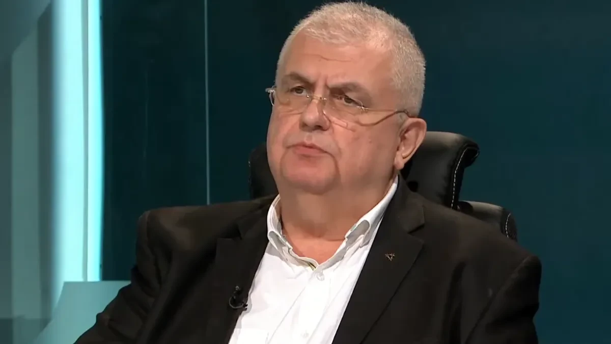 Čak ni Čanak ovu laž ne može da svari: Pljunuo na blokadersku propagandu
