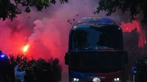 Navijači Barselone kamenovali autobus sopstvenog tima uoči El Klasika