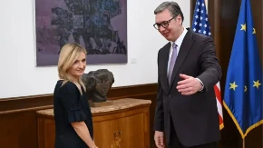 "Ekonomska saradnja naših zemalja nastavlja da raste" Vučić se oglasio nakon sastanka sa podsekretarkom za javnu diplomatiju američkog Stejt departmenta (FOTO)