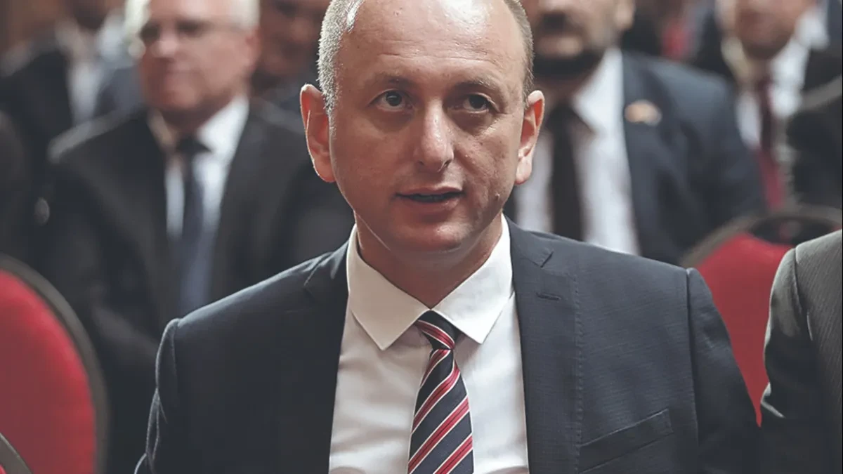 Lider DNP Milan Knežević izrazio volju većinske Crne Gore: Zeta od danas ne priznaje lažnu državu Kosovo