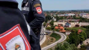 Direktor škole optužen za napad na radnika i pretnje zaposlenima! Oglasio se domar
