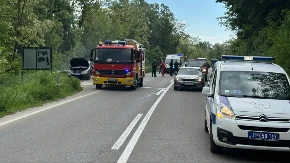 Užas kod Čačka! Izgoreo u automobilu