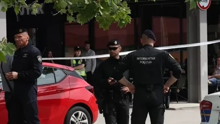 Hit priča iz komšiluka! Bežao od policije na trotinetu, pa odbacio heroin