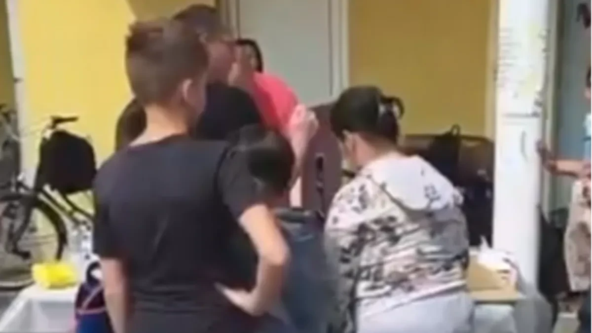 Sramno! Blokaderi koriste decu u propagandne svrhe! (VIDEO)