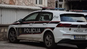 Zbog domaćeg zadatka izbo ženu!  Užasu prisusvovala deca