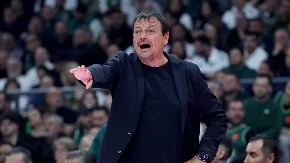 Sraman, sramniji - Ergin Ataman!