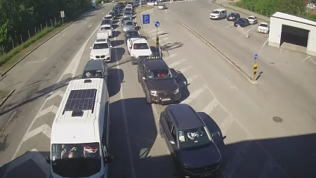 Na ovoj granici vozači čekaju 3 sata! Evo kakvo je stanje na ostalim prelazima