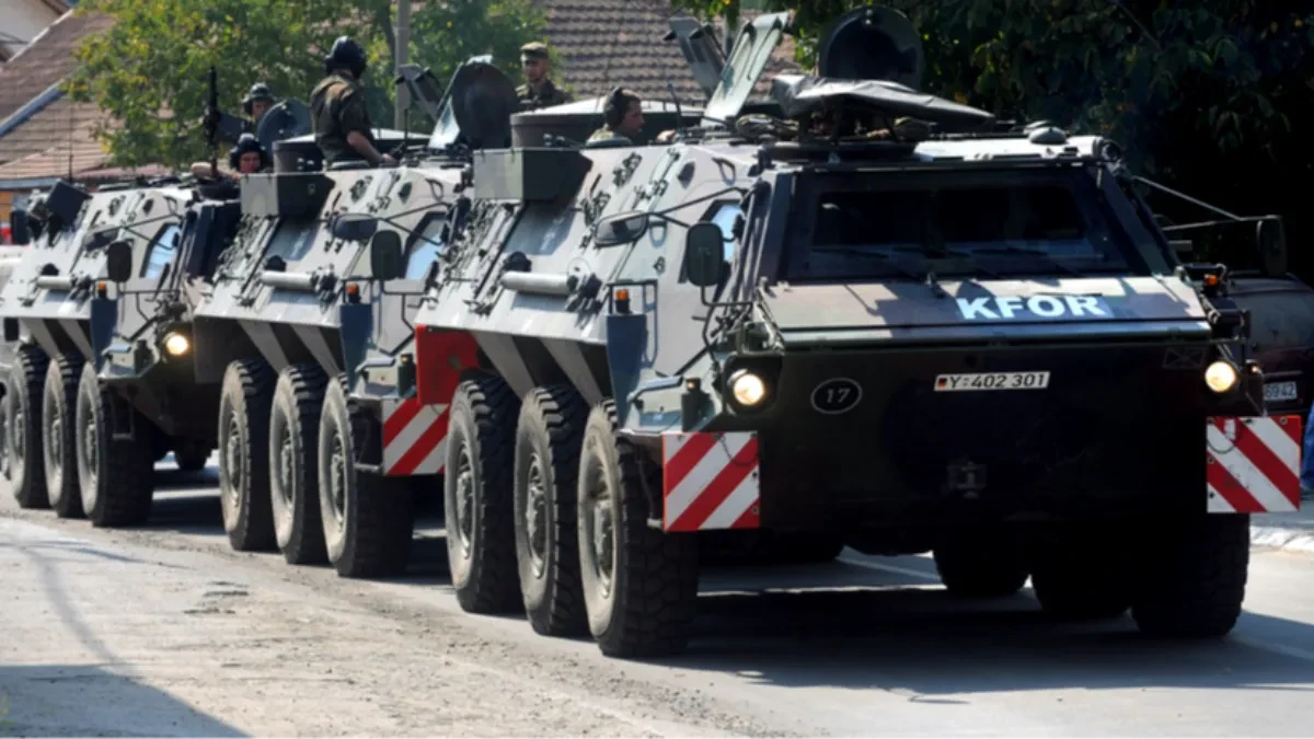 KFOR stigao u Peć! Savezničke snage aktivirale specijalce (FOTO)