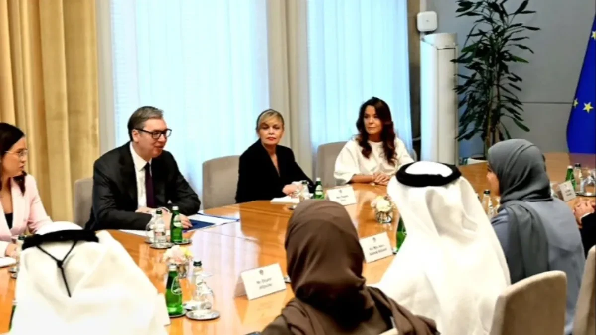 Vučić sa Al Šamsi: Razgovor o klimatskim promenama i saradnji sa UAE u oblasti zelene energije