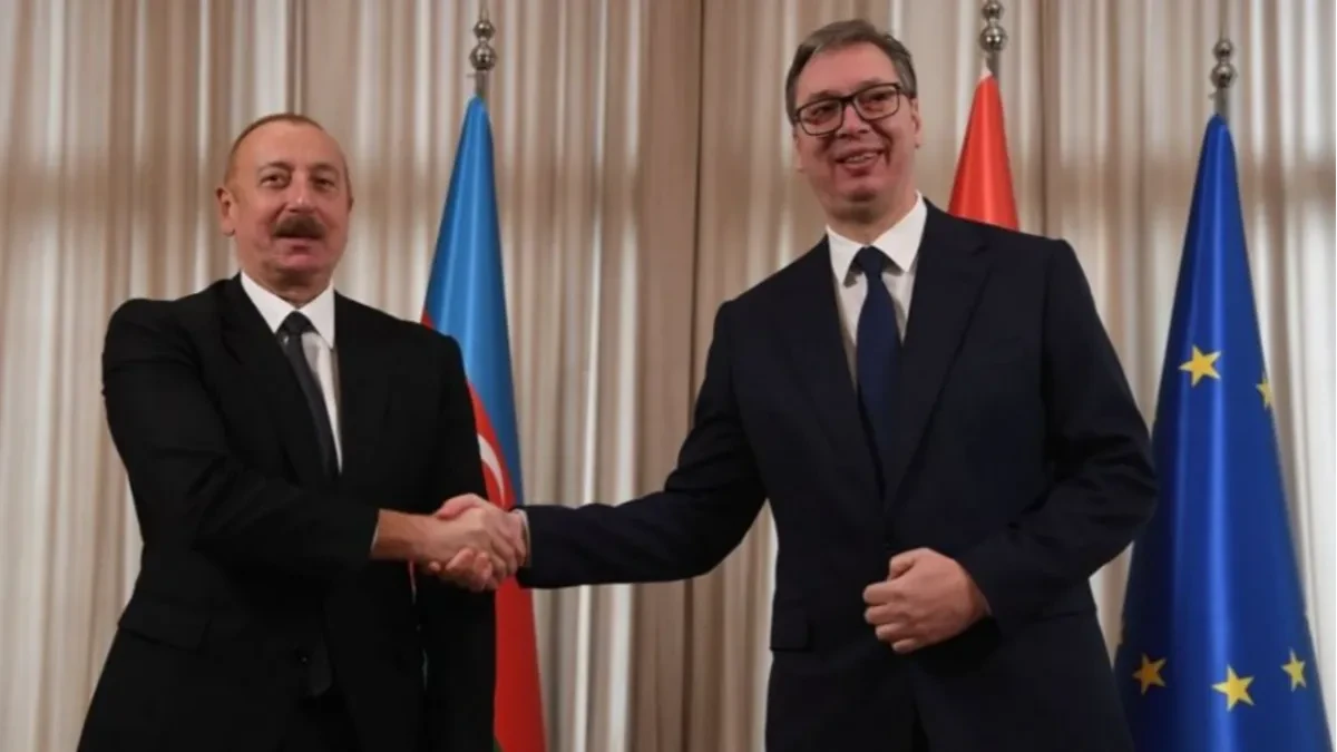 Predsednik Vučić stigao u Baku: Sledi sastanak sa predsednikom Azerbejdžana Alijevim