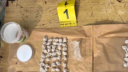 Diler čuvao drogu na školskim terenima u Priboju!