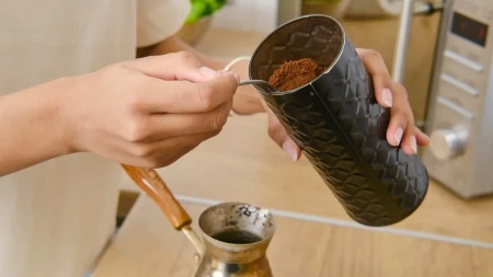 Zbog ovoga vam kafa nije dobra kao u kafiću: Uz ovaj trik postaje jača i aromatičnija