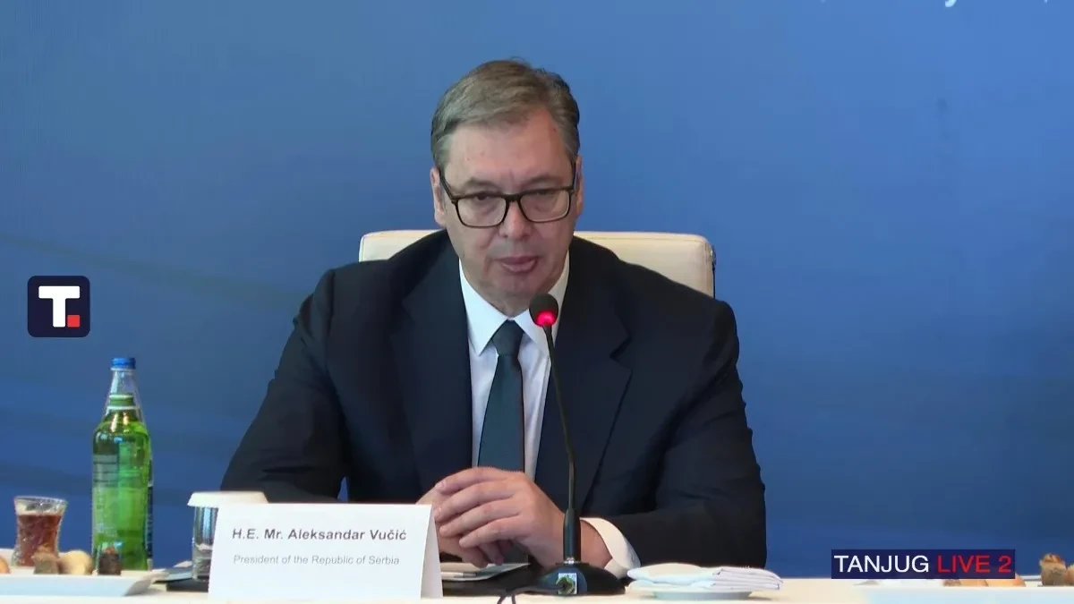 Vučić pozvao investitore: Ulažite, Srbija ima stabilnu ekonomiju i kurs