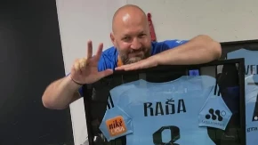 Kakav omaž za Srbina u Slovačkoj! Fizioterapeut Slovana ispraćen ko legenda