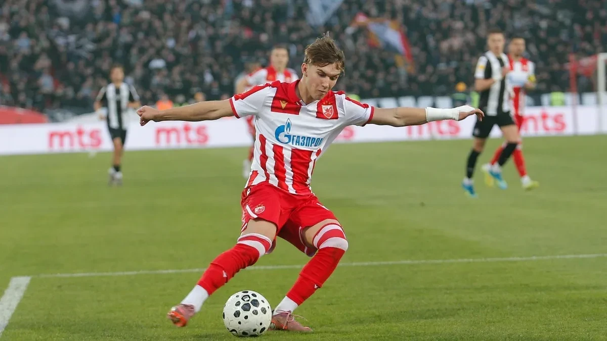 Arsenal ispao iz trke: Stigla nova ponuda za Kostova, cifra koja se nudi Zvezdi je nestvarna