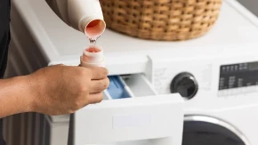 Ovo je greška broj jedan: Ako ovako perete crnu odeću, bolje da je bacite u kantu