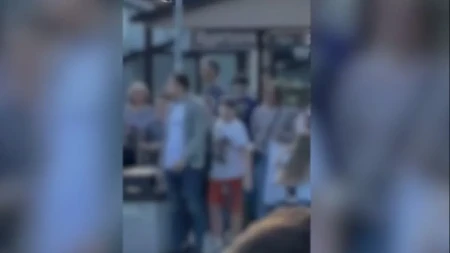 Besramno ponašanje blokadera! Isturaju decu kao "vojsku" (VIDEO)