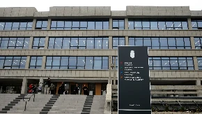 Sinu pisala, a on bio mrtav: Majka svedočila na suđenju stomatologu koji joj je pregazio dete