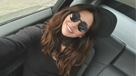Emina Jahović nije bila na bratovoj svadbi! Snaja promenila veru, a evo u kakvim je odnosima sa pevačicom