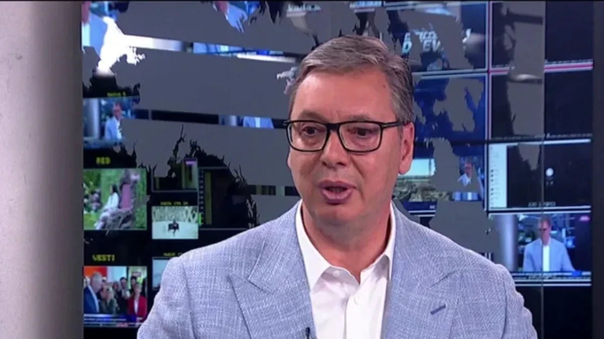 Vučić o ludilu blokadera: Otvorite most a oni dođu i zvižde vozu koji prolazi