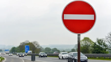 Dva vozila u isto vreme jurila u kontrasmeru: Novi detalji incidenta na "Milošu Velikom", identifikovani vlasnici