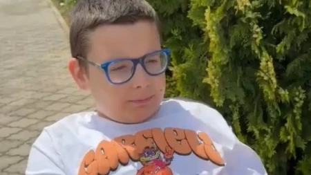 Matija (SMA): Volim Boga, moja snaga su mama, tata i sestra (VIDEO)