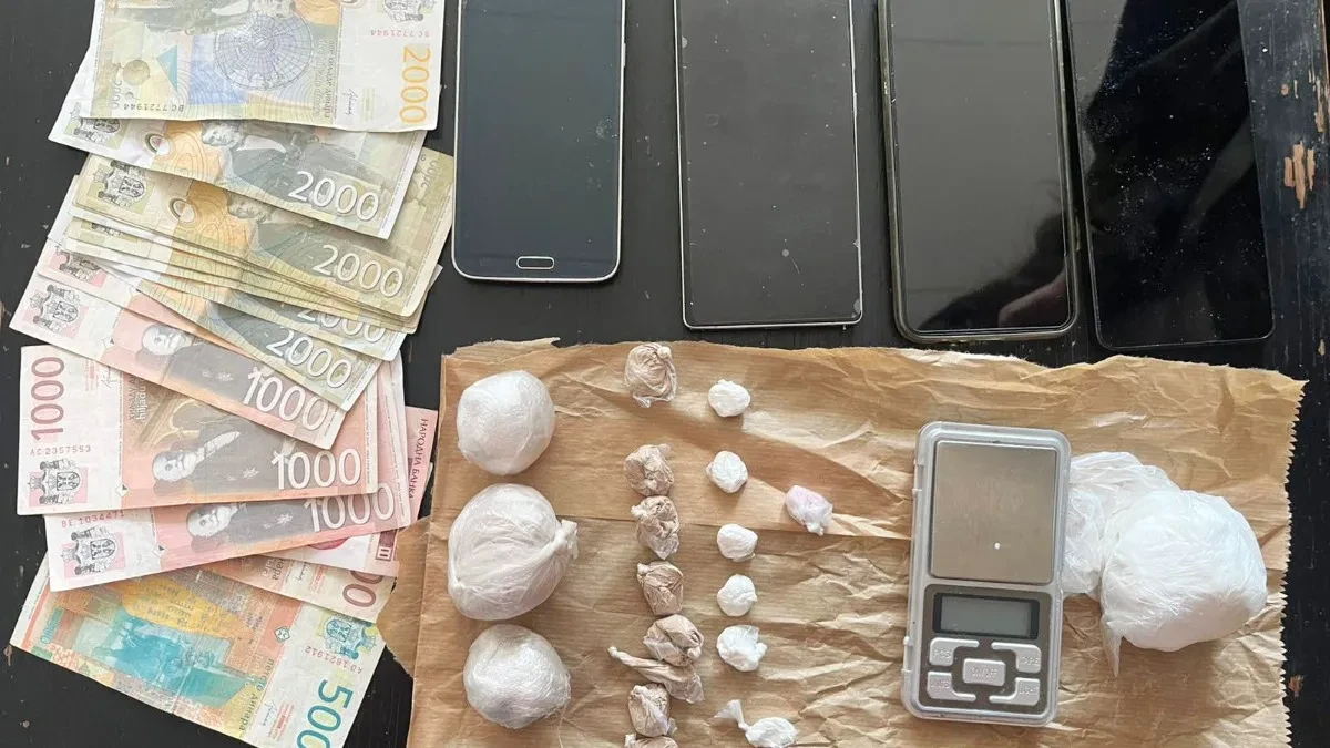 Uspešna akcija novobeogradske policije! Uhapšeni dileri na Voždovcu i Zvezdari