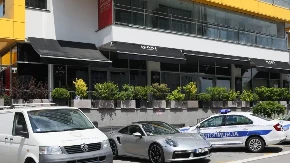 Plaćeno 100.000 evra za likvidaciju na Novom Beogradu? Vlasnik restorana ranjen sa 3 metka