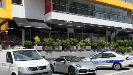 Plaćeno 100.000 evra za likvidaciju na Novom Beogradu? Vlasnik restorana ranjen sa 3 metka