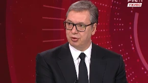 „Kada vide značku, ljudi moraju da osećaju sigurnost“: Vučić otvoreno o policiji