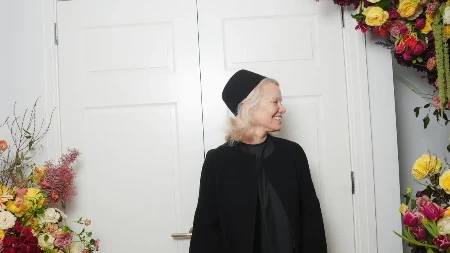 „Između njih sevaju varnice“: Plava glumica i poznati šarmer imaju ljubavnu aferu