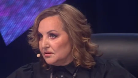 Ana Bekuta slomljena od tuga! Pevačica bolnom porukom rasplakala sve, smrt je dotukla