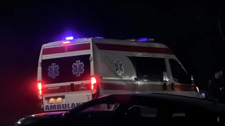 Svirepo pretučena naša pevačica: Saradnik ju je vukao po stanu, jedva izvukla živu glavu! (FOTO)
