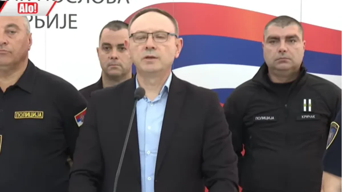 MUP saopštio broj okupljenih blokadera na Slaviji! Obratio se direktor policije