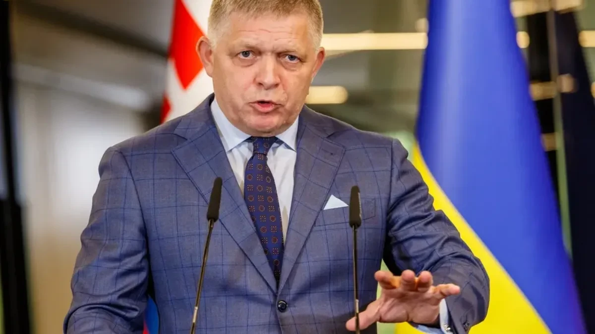 Fico brutalno udario na Brisel zbog Ukrajine: “A šta ćemo reći Srbiji? Da joj pokažemo srednji prst?”
