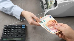 Velika vest ako imate evre: Nova odluka stupa na snagu za 48 sati