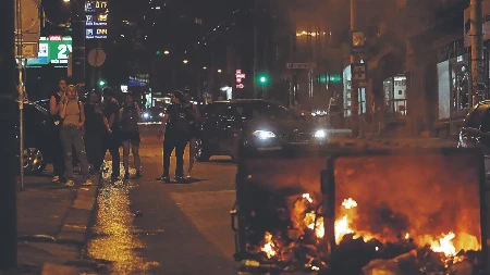 Komunalci pretučeni i opljačkani tokom protesta: Plenumaši radnicima stavili nož pod grlo