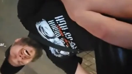 Blokaderi razvalili Žunića ciglom: Poubijaće se međusobno! (VIDEO)