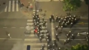 Saučesnci u napadu na policiju! Parlamentarna stranka ZLF u direktnom prenosu podržala divljanje (VIDEO)