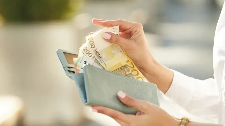 Saznajte da li ćete imati novca u izobilju ili nećete imati ni cvonjka: Veliki novčani horoskop za jun