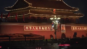 Zbog posete Vučića i srpske delegacije! Srpske zastave na ulicama Pekinga (FOTO)