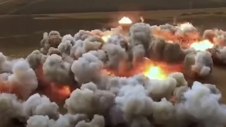 Pakalena vatra sa neba! Rusija uništila ukrajinske položaje monstruoznim oružjem (VIDEO)